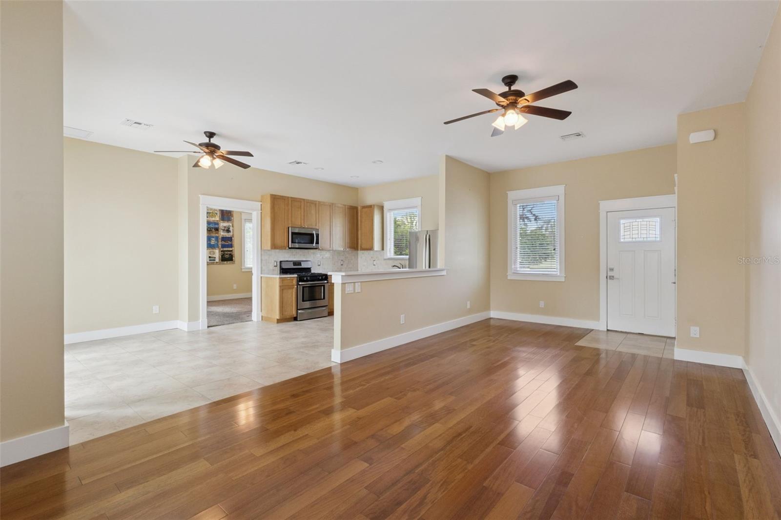 15503 TROTTING HORSE LN, TAVARES, FL, 32778