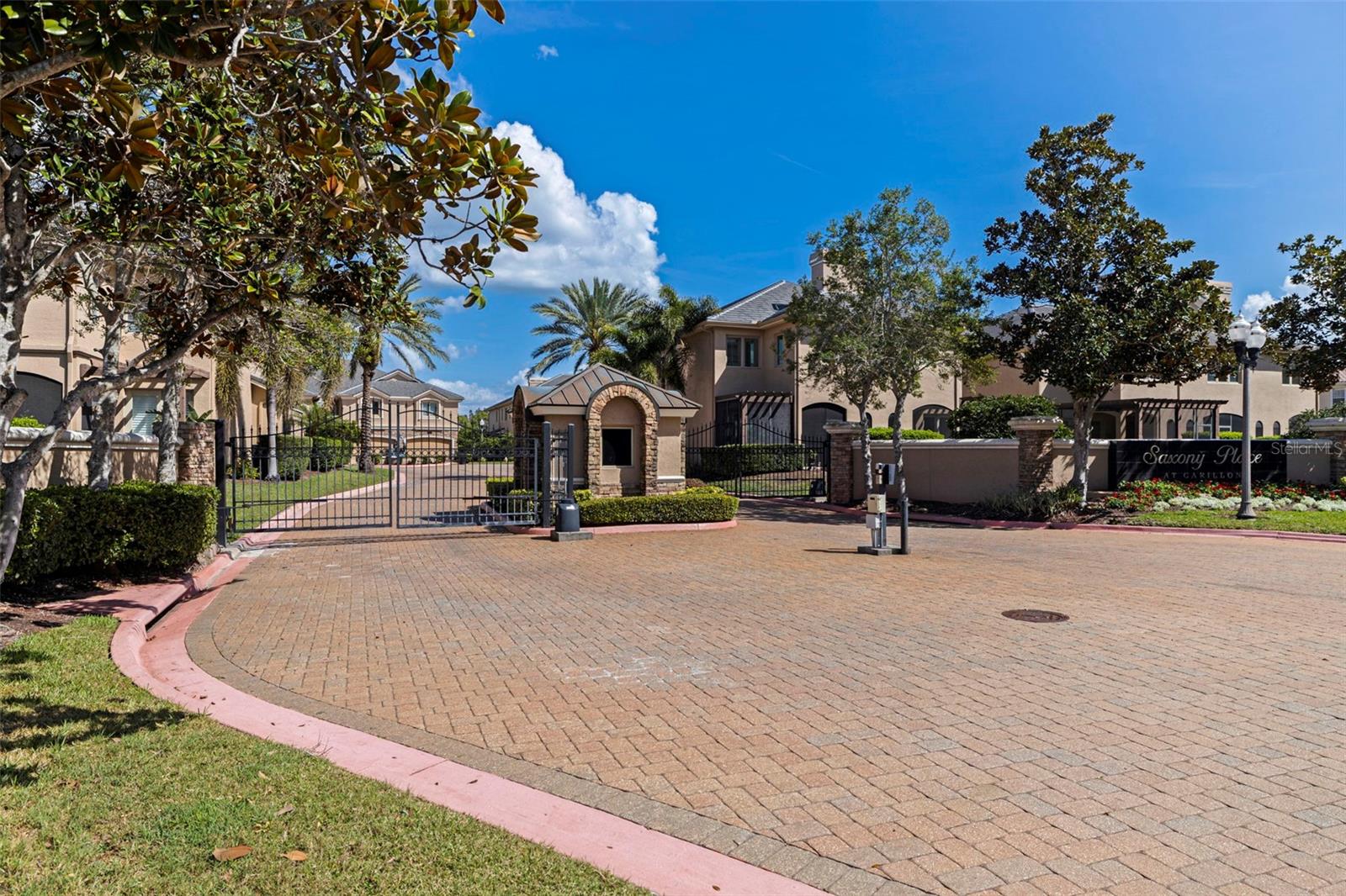 618 SAXONY BLVD, ST PETERSBURG, FL, 33716