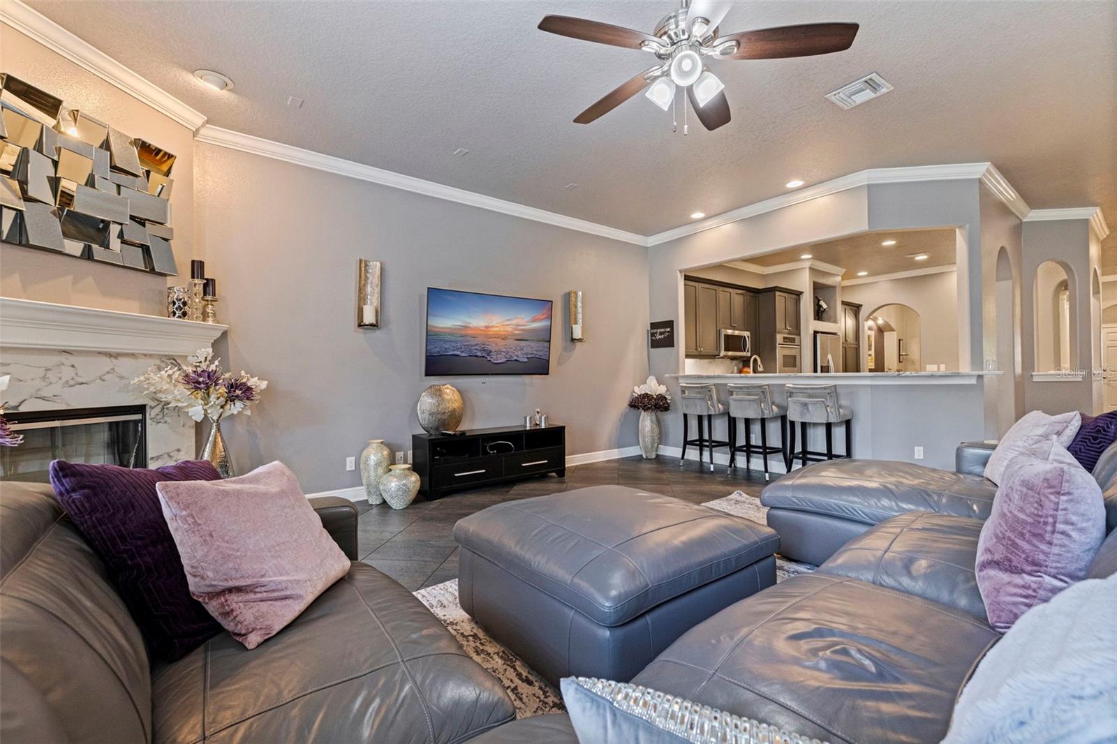 618 SAXONY BLVD, ST PETERSBURG, FL, 33716