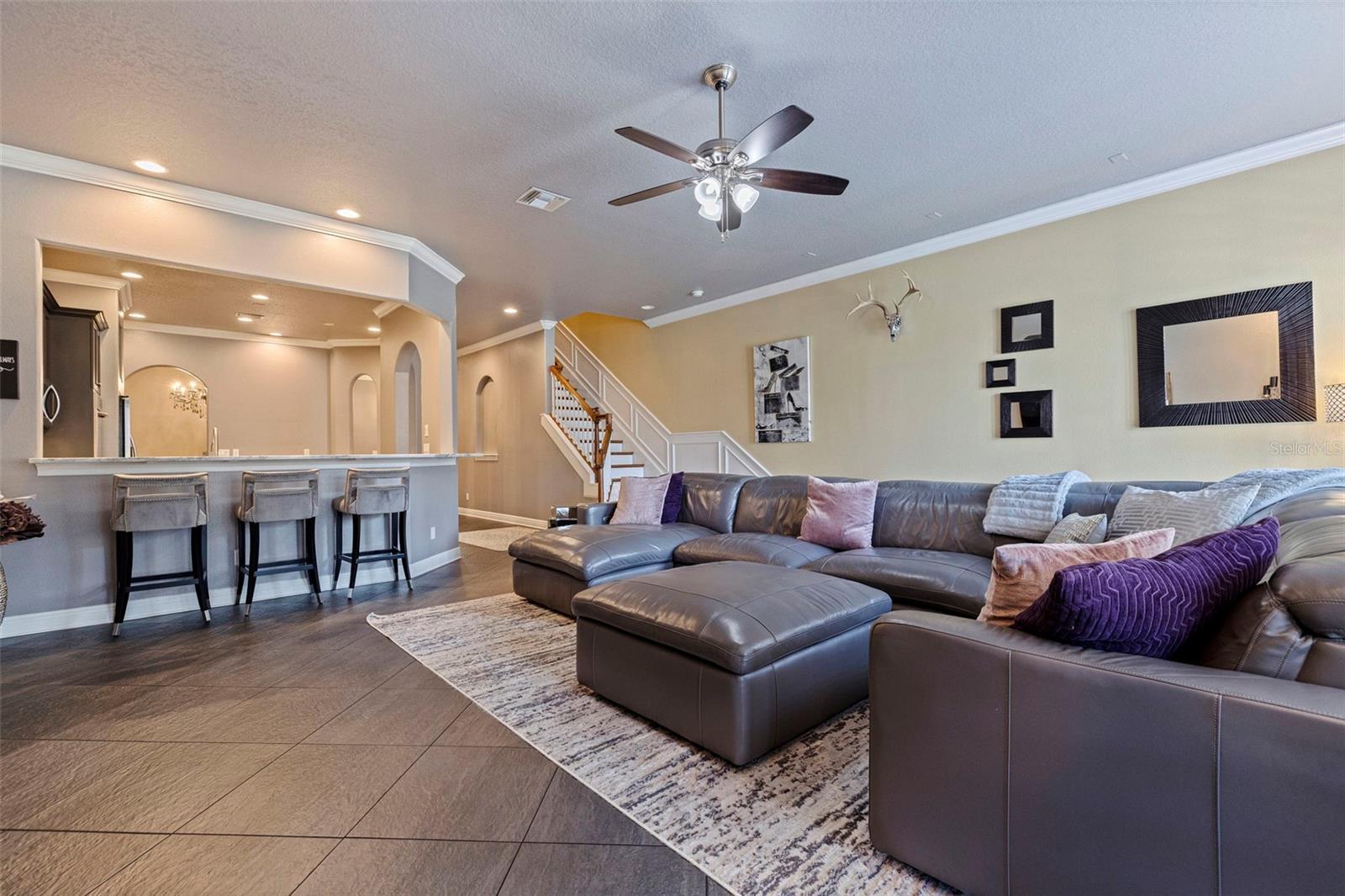 618 SAXONY BLVD, ST PETERSBURG, FL, 33716