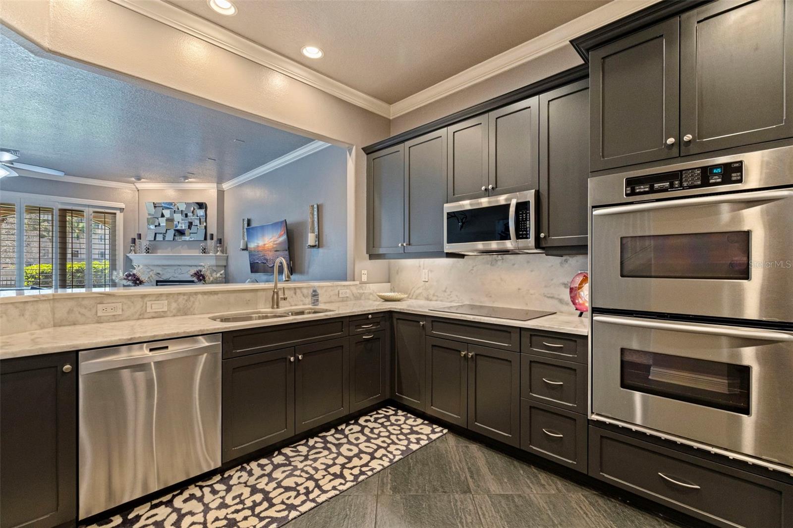 618 SAXONY BLVD, ST PETERSBURG, FL, 33716
