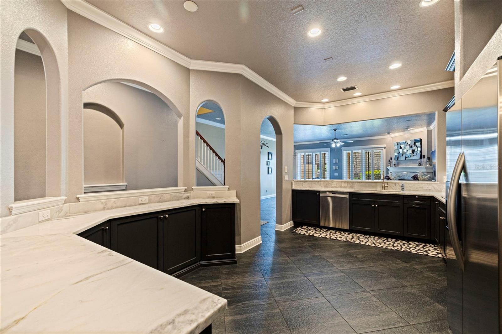 618 SAXONY BLVD, ST PETERSBURG, FL, 33716