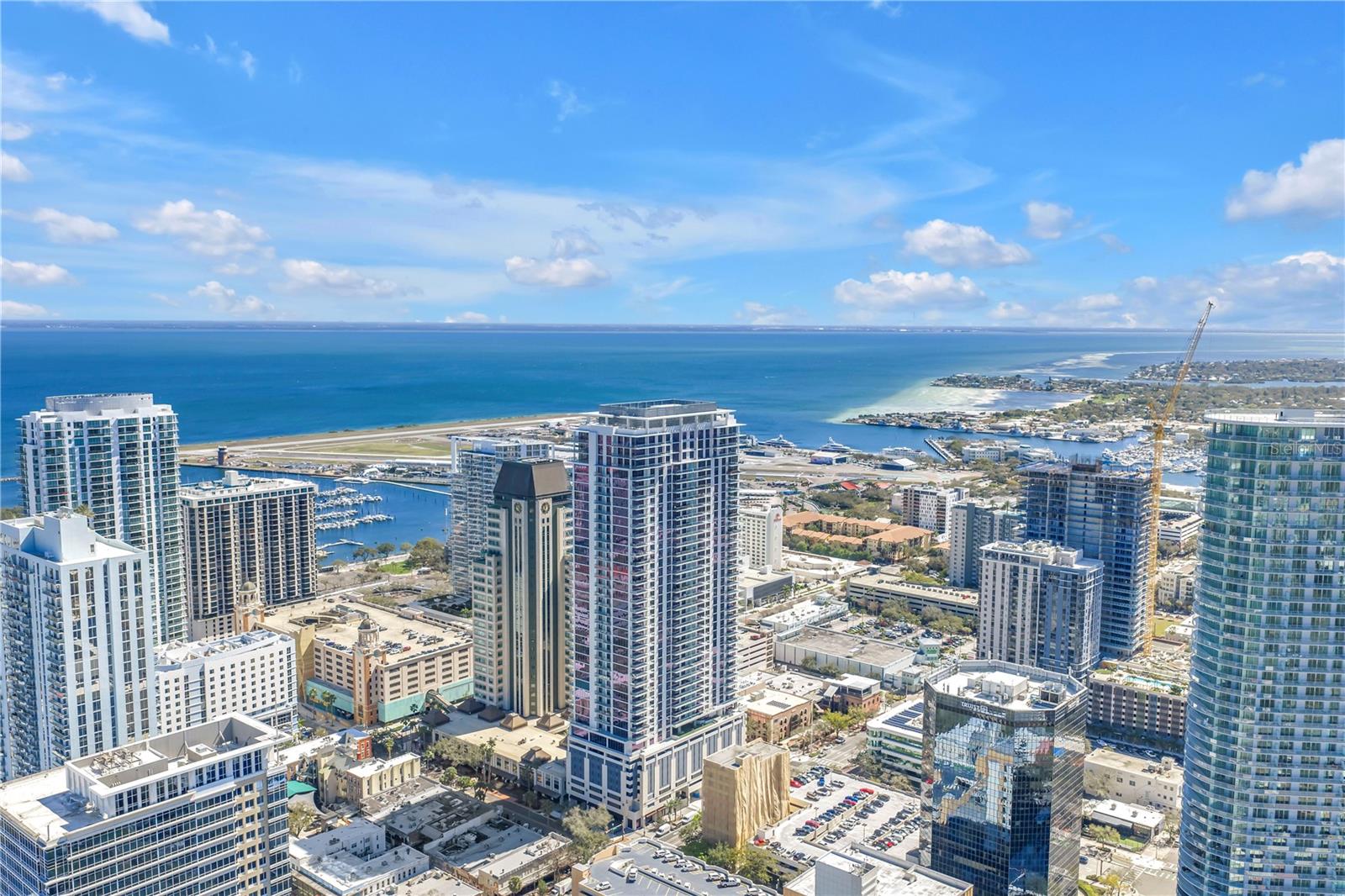 275 1ST AVE S #1703, ST PETERSBURG, FL, 33701