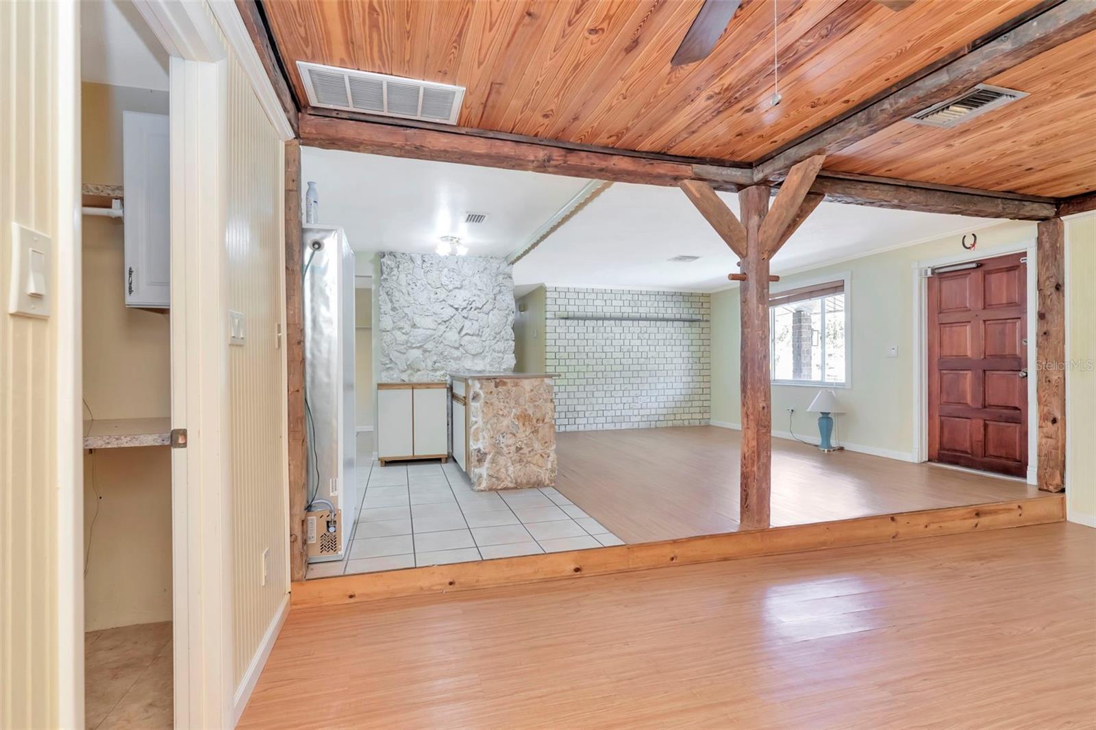 8350 94TH AVE, SEMINOLE, FL, 33777