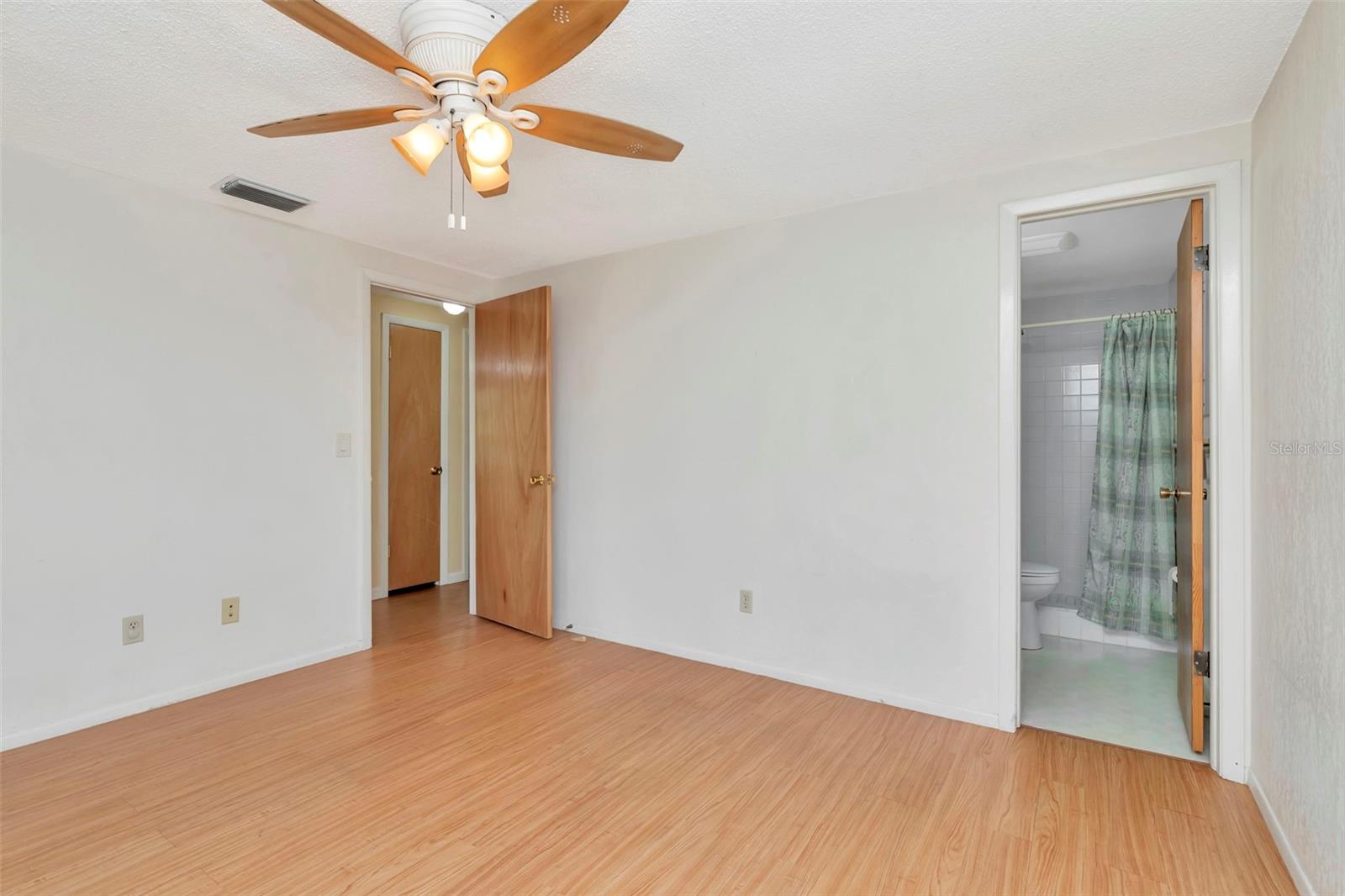 8350 94TH AVE, SEMINOLE, FL, 33777