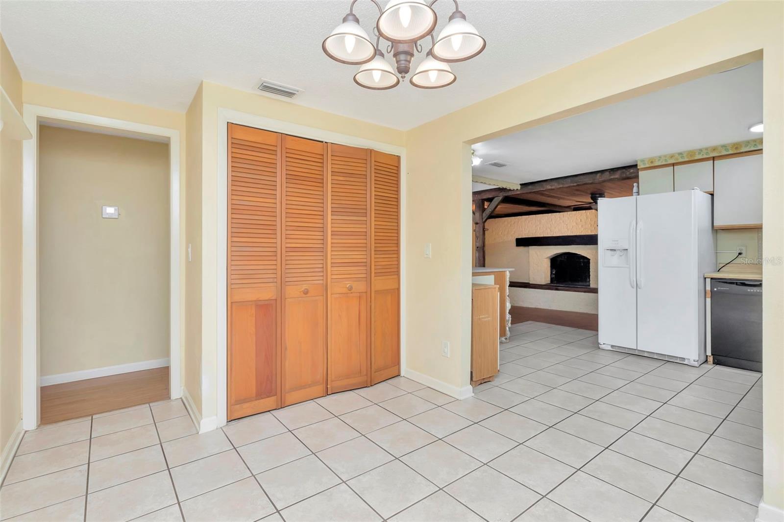 8350 94TH AVE, SEMINOLE, FL, 33777