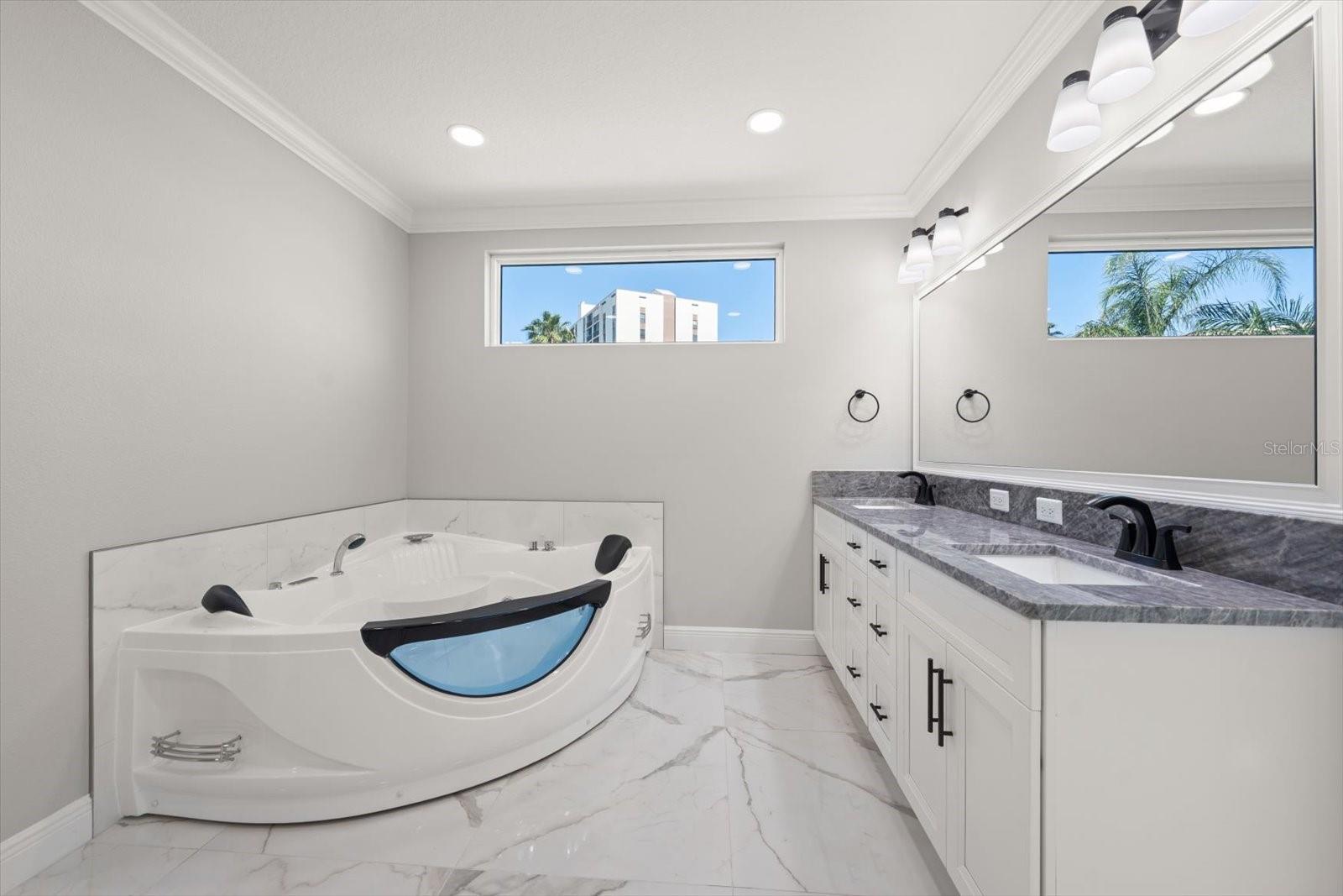 211 DOLPHIN PT #201, CLEARWATER, FL, 33767
