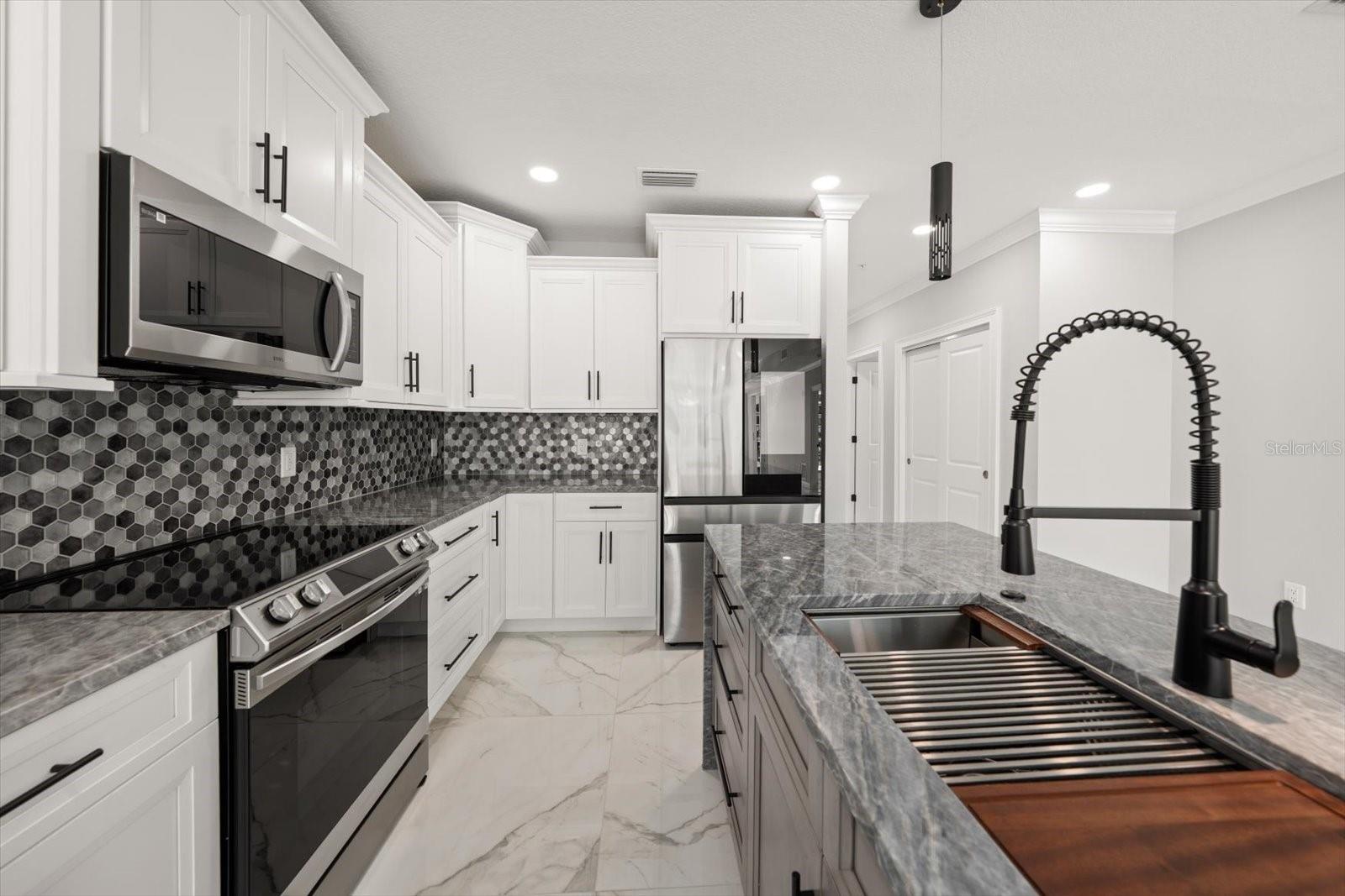 211 DOLPHIN PT #201, CLEARWATER, FL, 33767