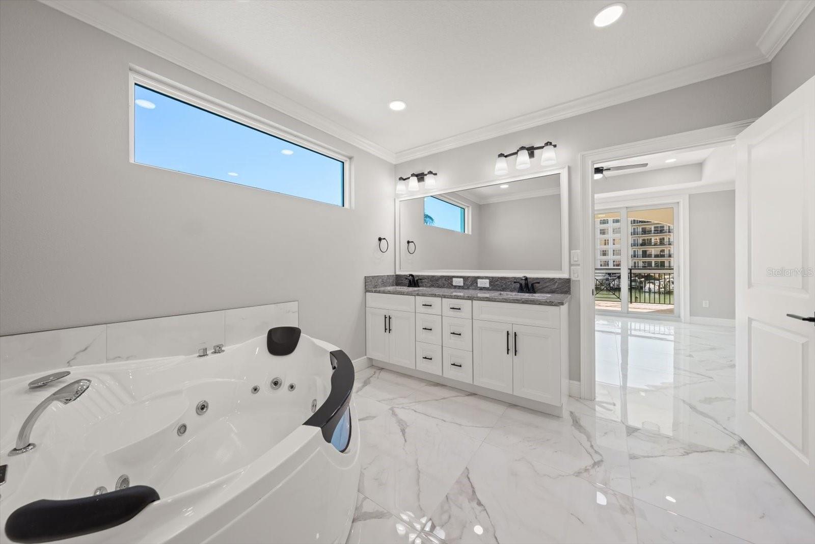 211 DOLPHIN PT #201, CLEARWATER, FL, 33767