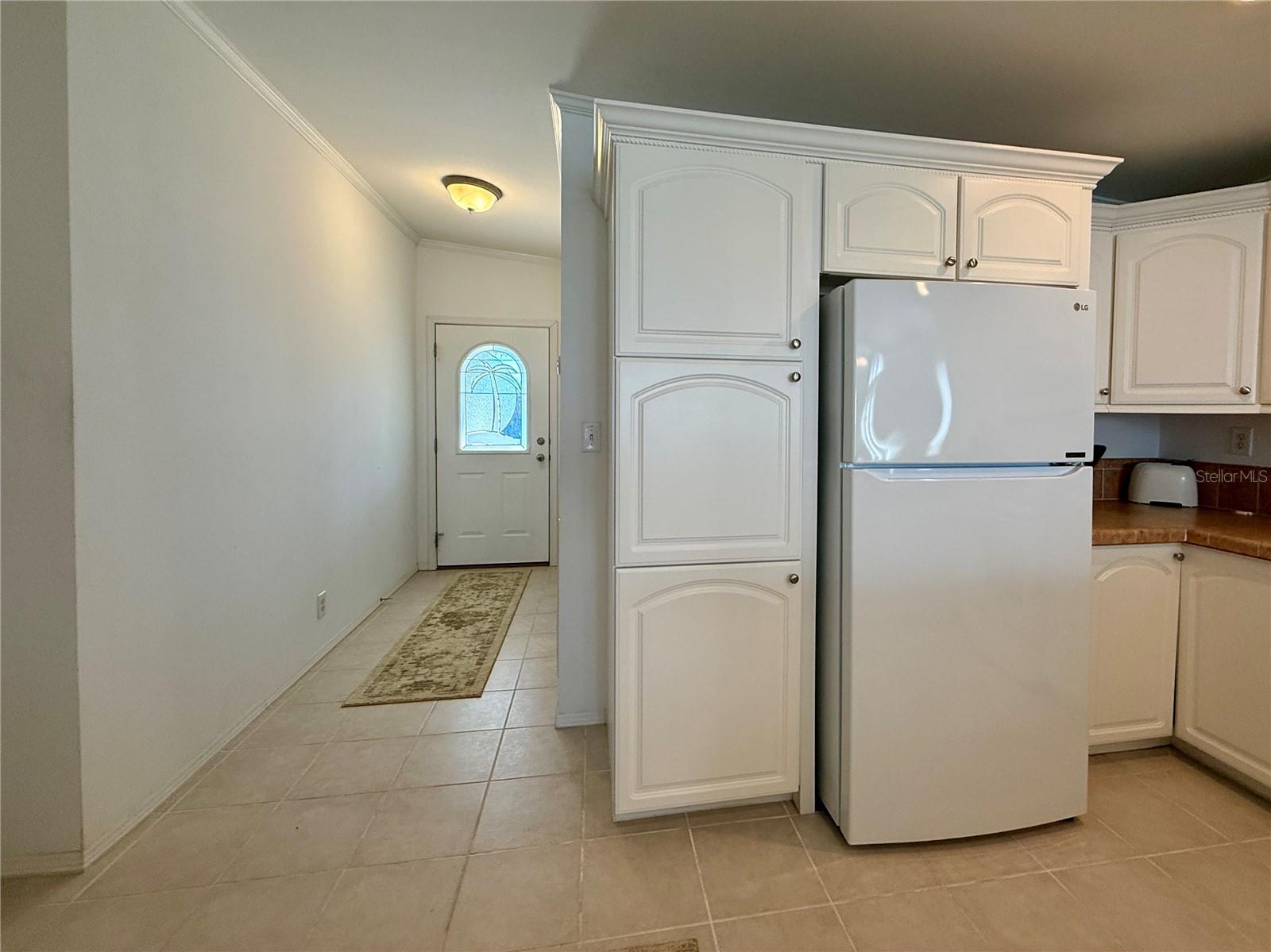 209 S PORT ROYAL LN, APOLLO BEACH, FL, 33572