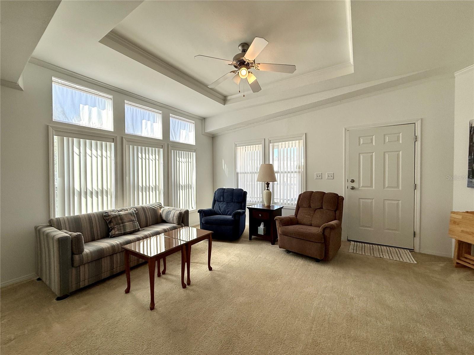 209 S PORT ROYAL LN, APOLLO BEACH, FL, 33572