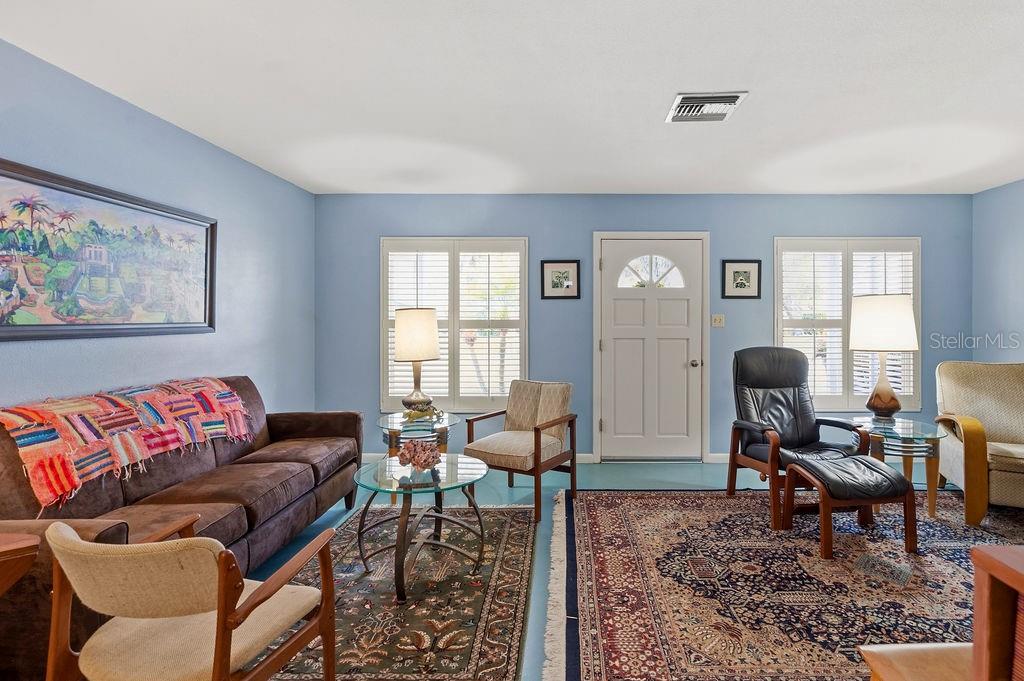 3330 GARLAND WAY, MOUNT DORA, FL, 32757