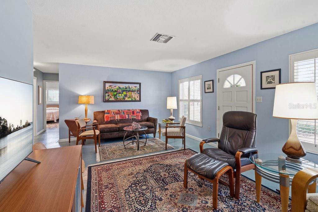 3330 GARLAND WAY, MOUNT DORA, FL, 32757