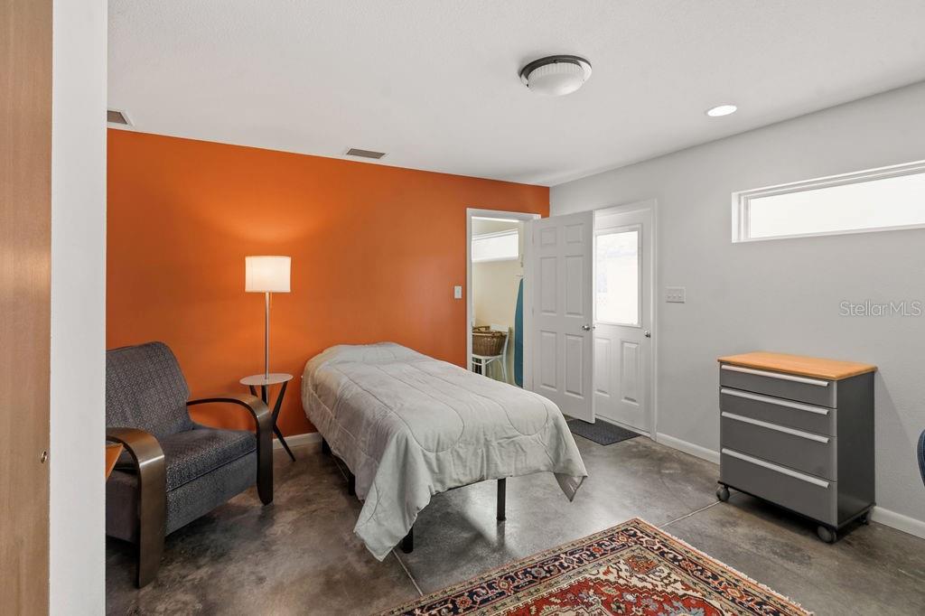 3330 GARLAND WAY, MOUNT DORA, FL, 32757