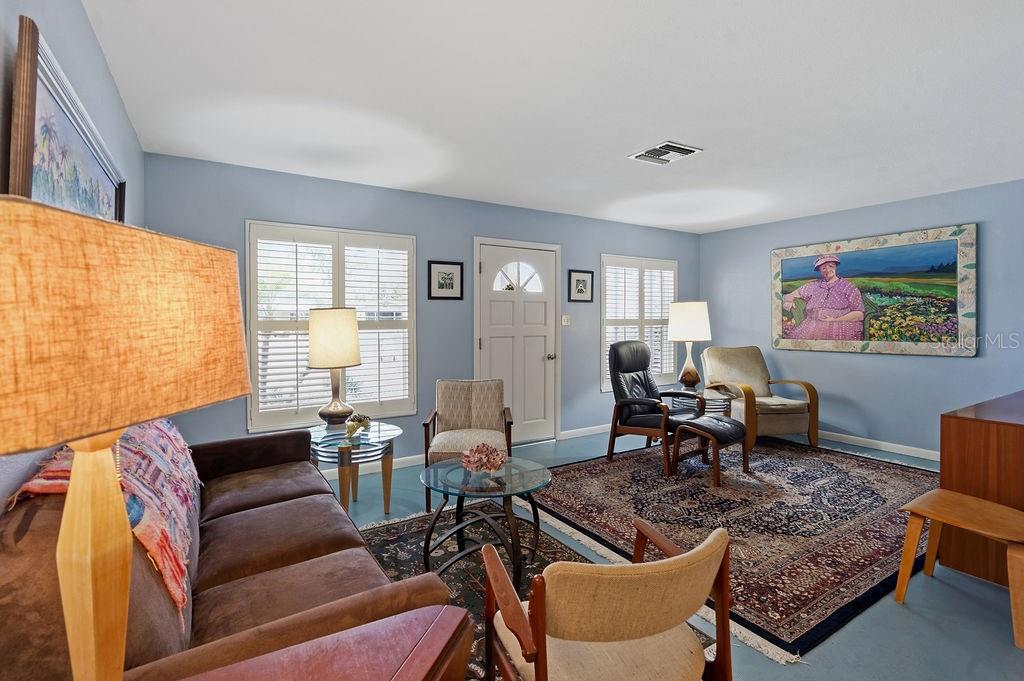 3330 GARLAND WAY, MOUNT DORA, FL, 32757