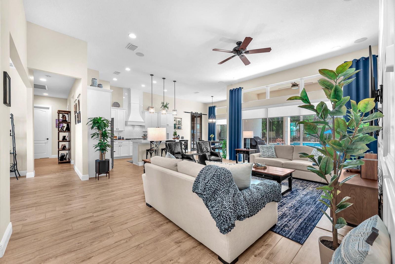 5210 ALAFIA FALLS DR, LITHIA, FL, 33547