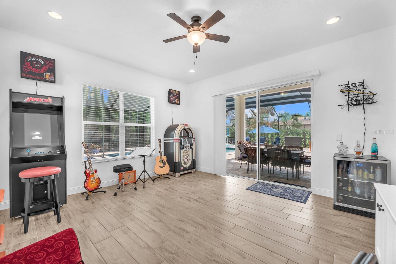 5210 ALAFIA FALLS DR, LITHIA, FL, 33547