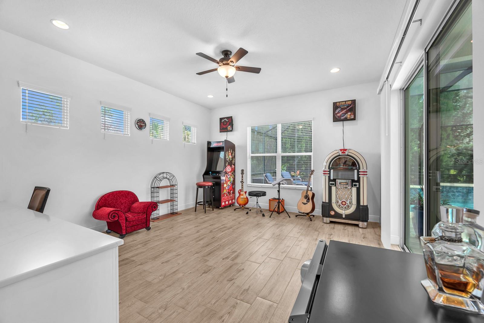 5210 ALAFIA FALLS DR, LITHIA, FL, 33547