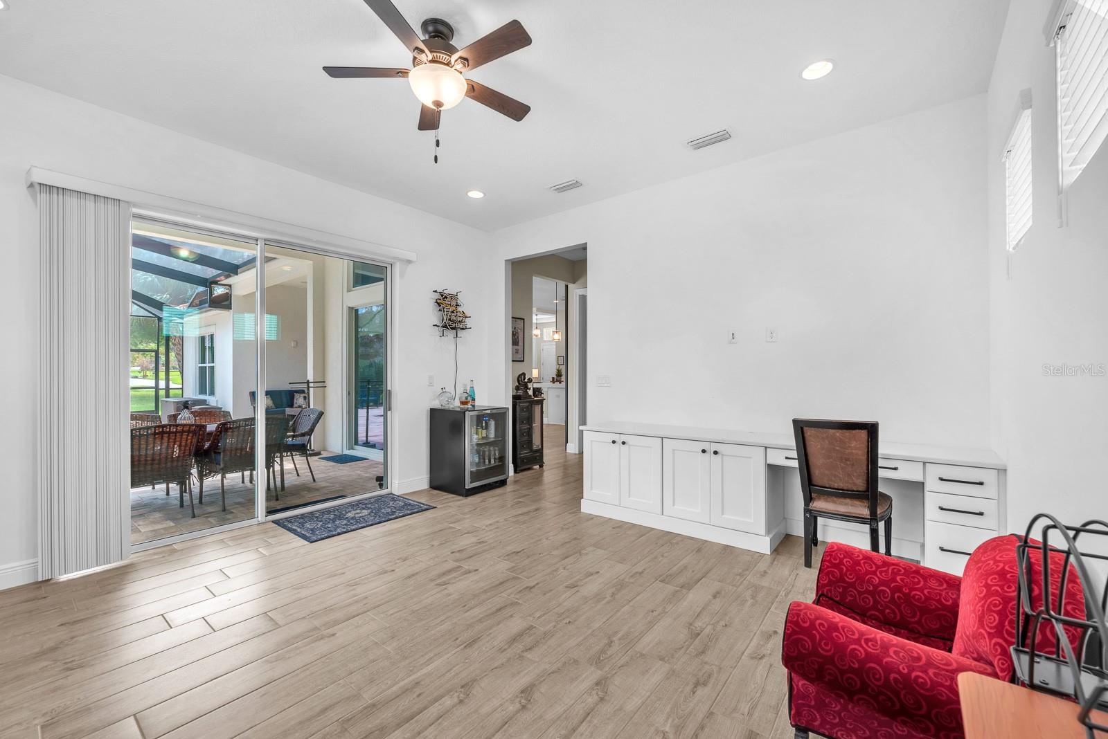 5210 ALAFIA FALLS DR, LITHIA, FL, 33547