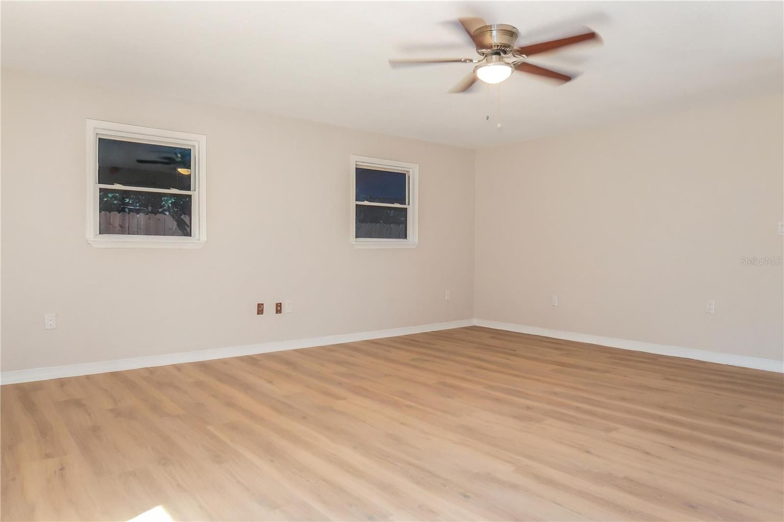 5460 40TH AVE N, ST PETERSBURG, FL, 33709