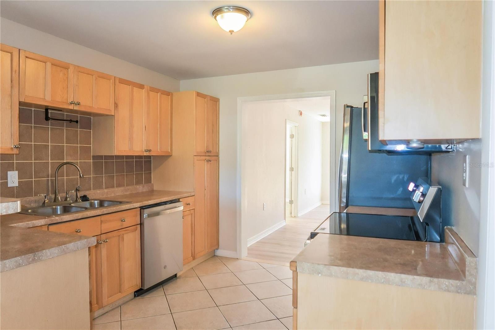 5460 40TH AVE N, ST PETERSBURG, FL, 33709