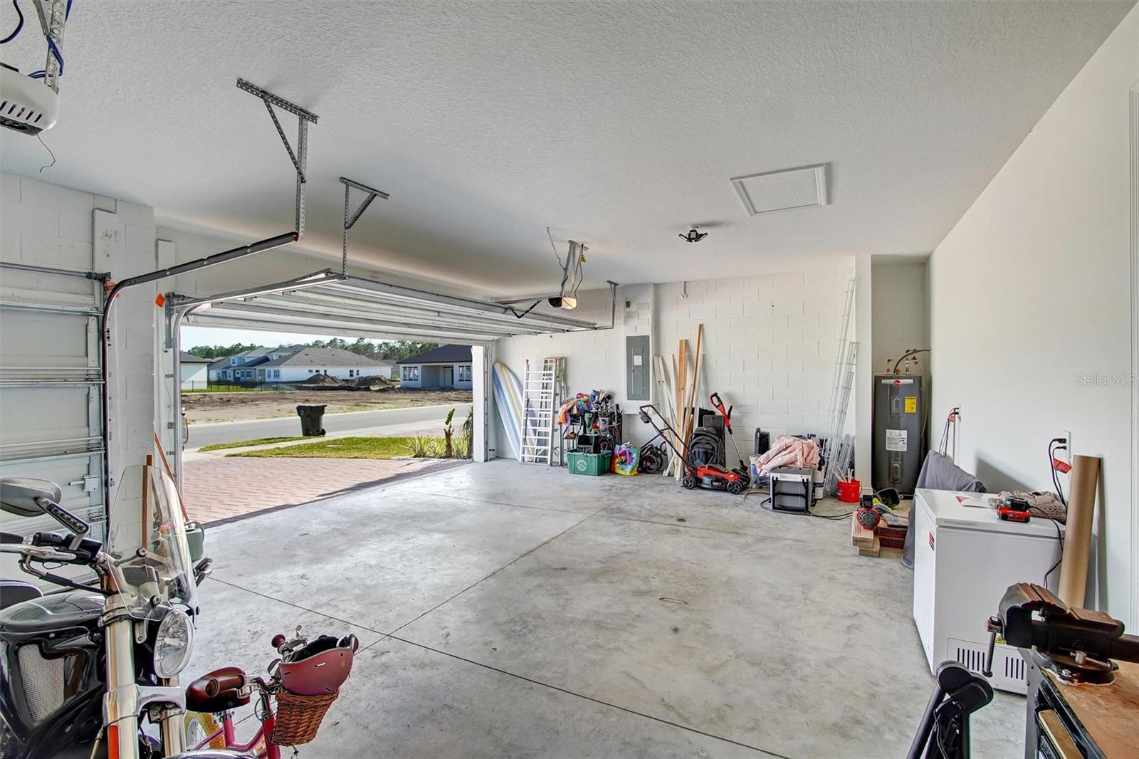 2121 DIVOT DR, DAYTONA BEACH, FL, 32124