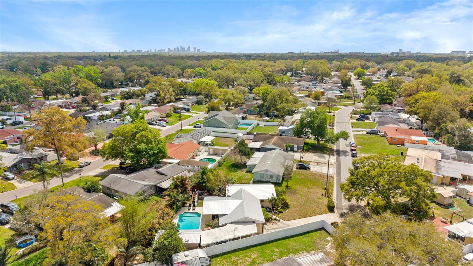 6429 N GOMEZ AVE, TAMPA, FL, 33614