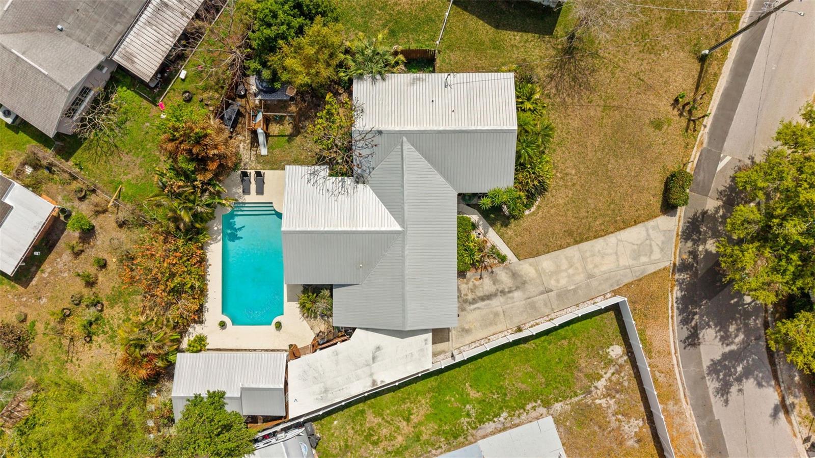 6429 N GOMEZ AVE, TAMPA, FL, 33614