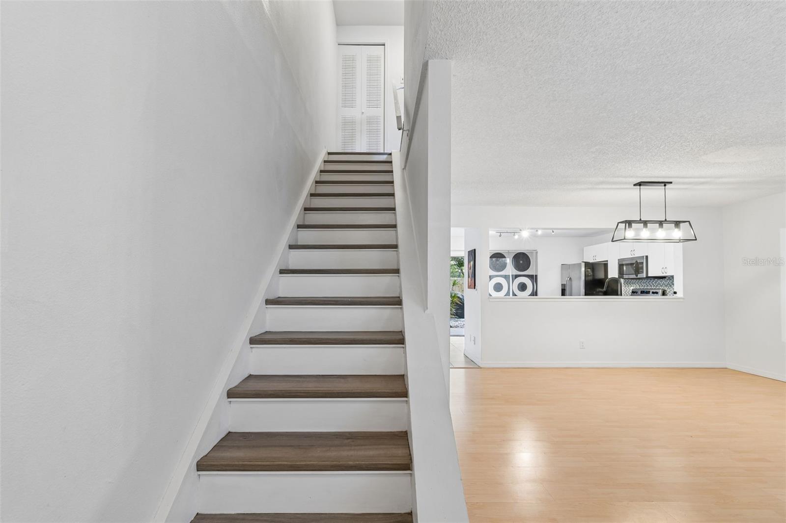 607 BOUGH AVE, CLEARWATER, FL, 33760