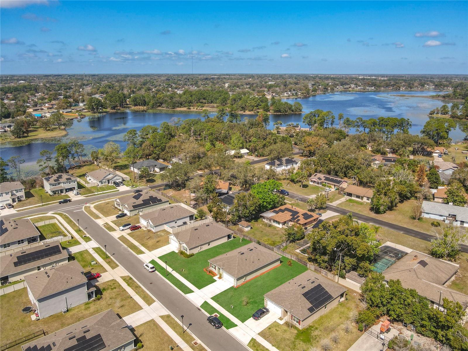 712 RED HAWK LN, DELTONA, FL, 32725