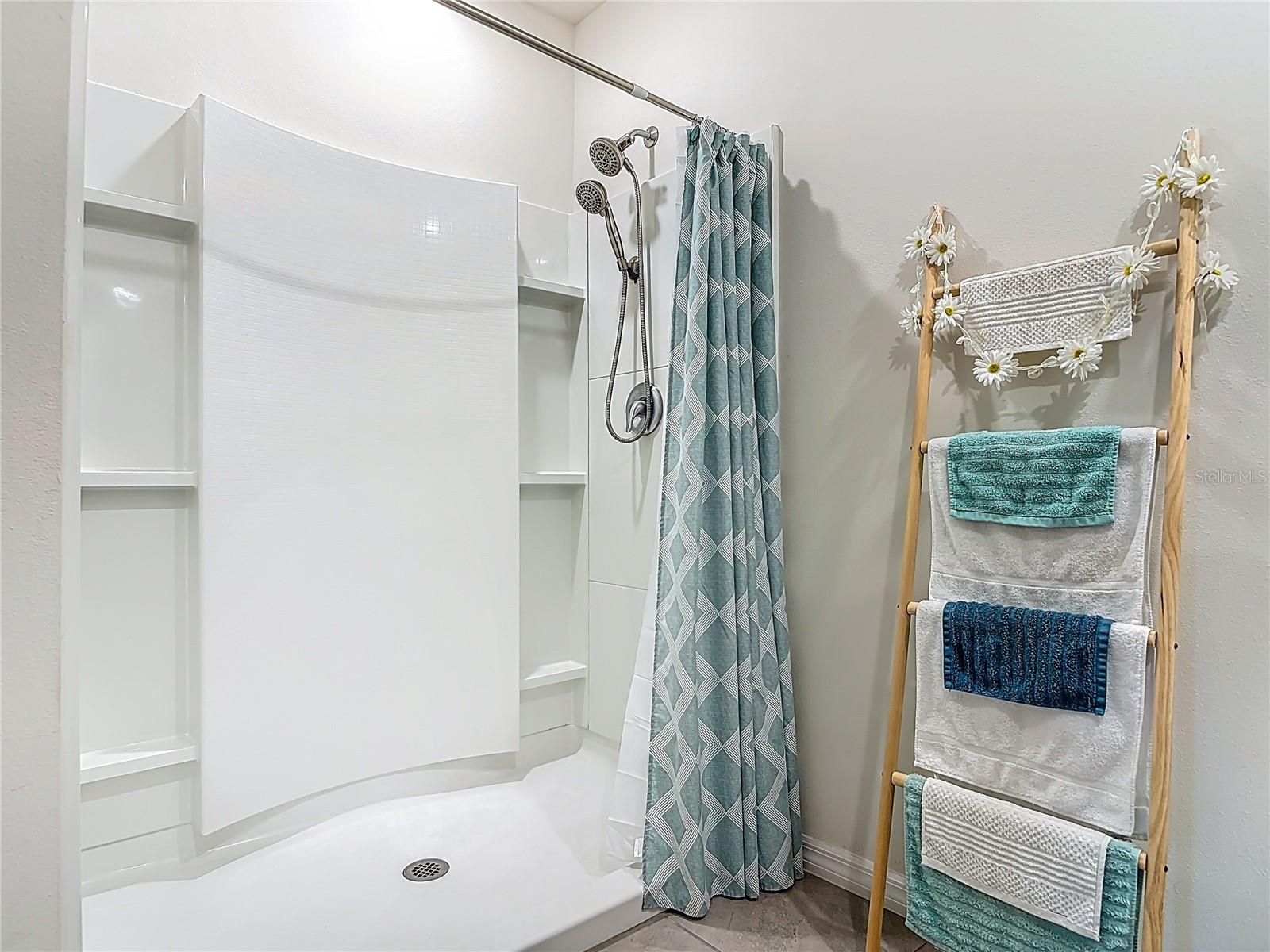 712 RED HAWK LN, DELTONA, FL, 32725