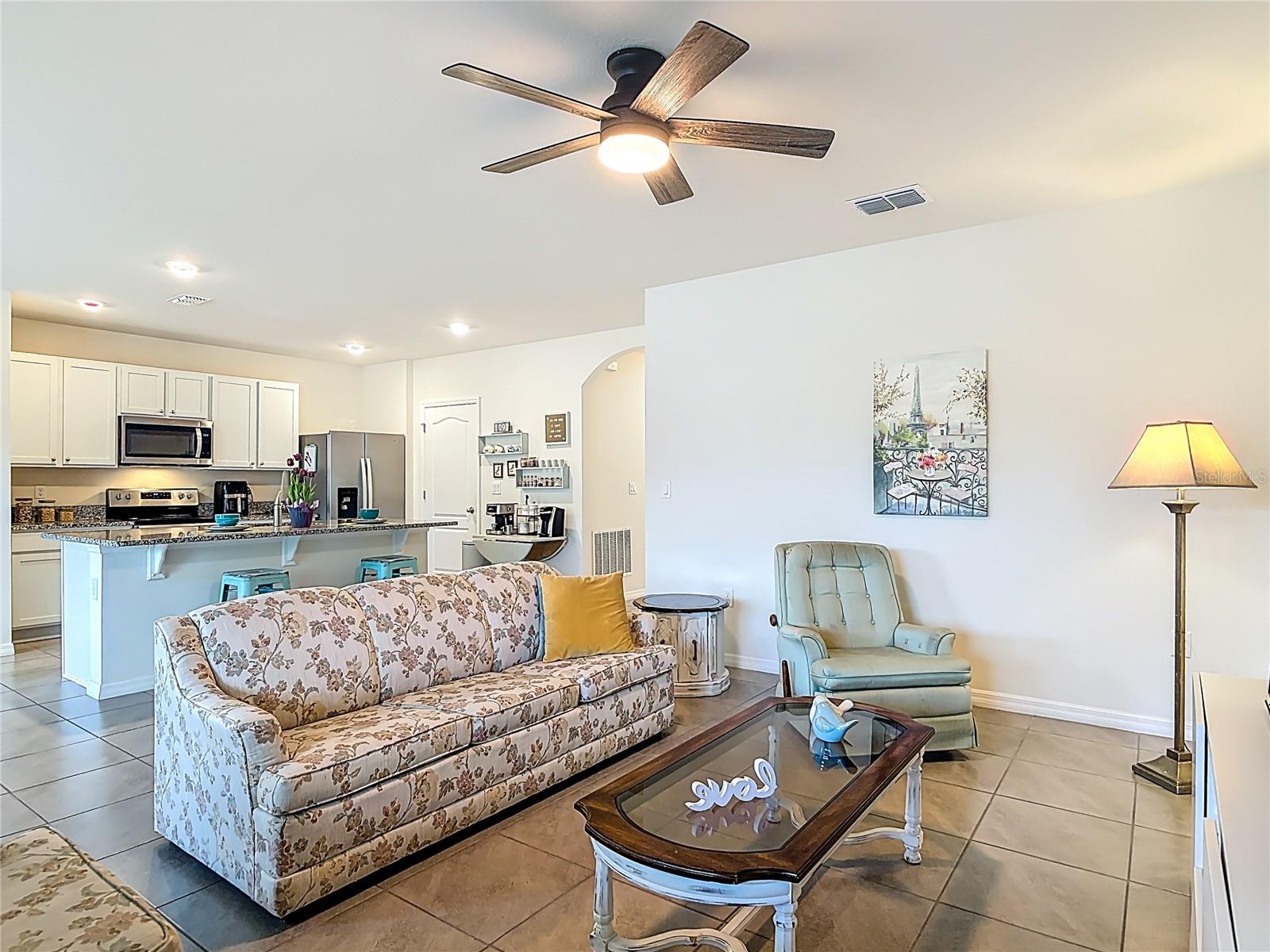 712 RED HAWK LN, DELTONA, FL, 32725