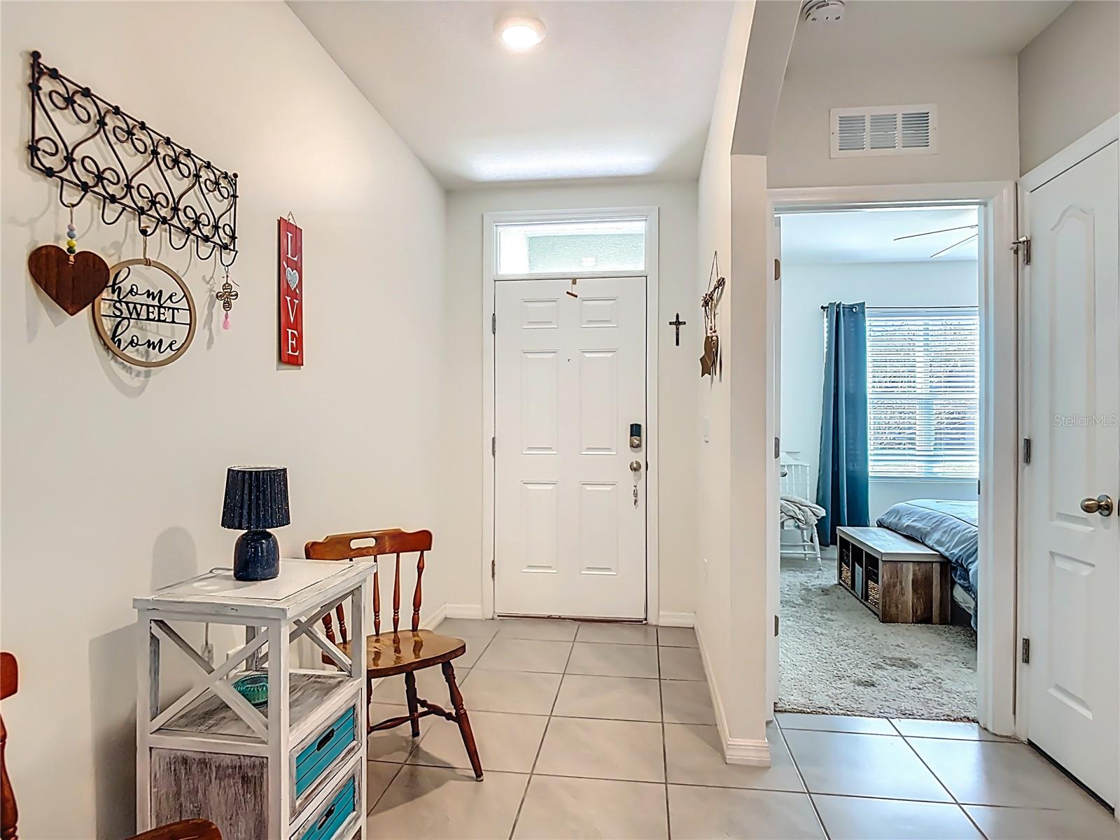 712 RED HAWK LN, DELTONA, FL, 32725