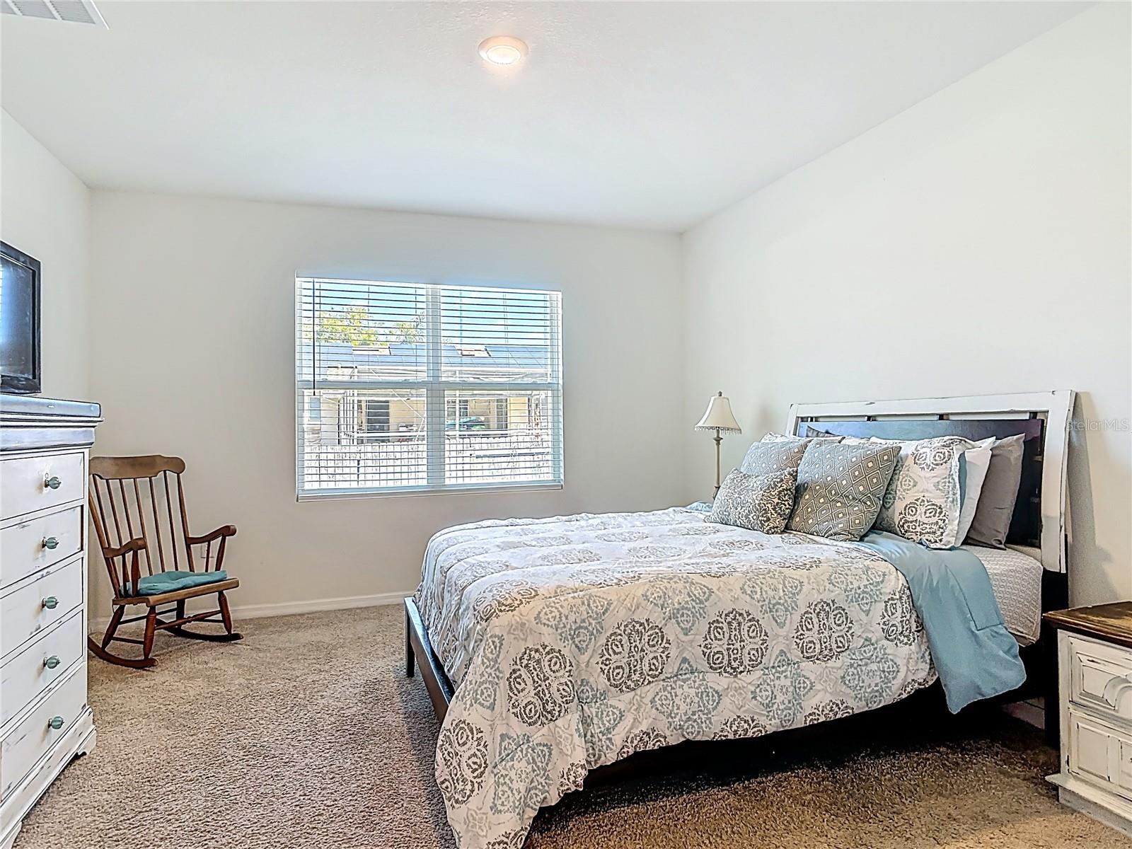 712 RED HAWK LN, DELTONA, FL, 32725