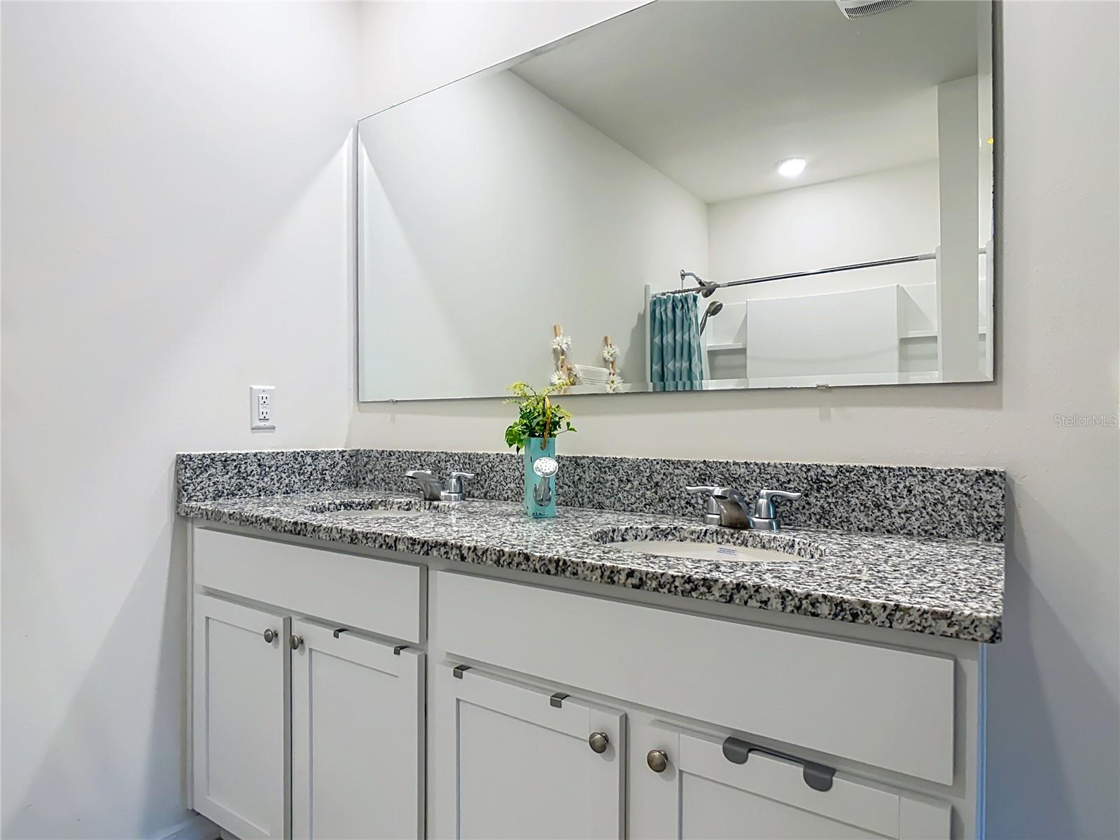712 RED HAWK LN, DELTONA, FL, 32725