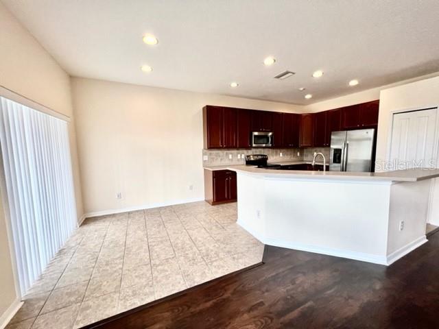 11051 BELLE HAVEN DR, NEW PORT RICHEY, FL, 34654