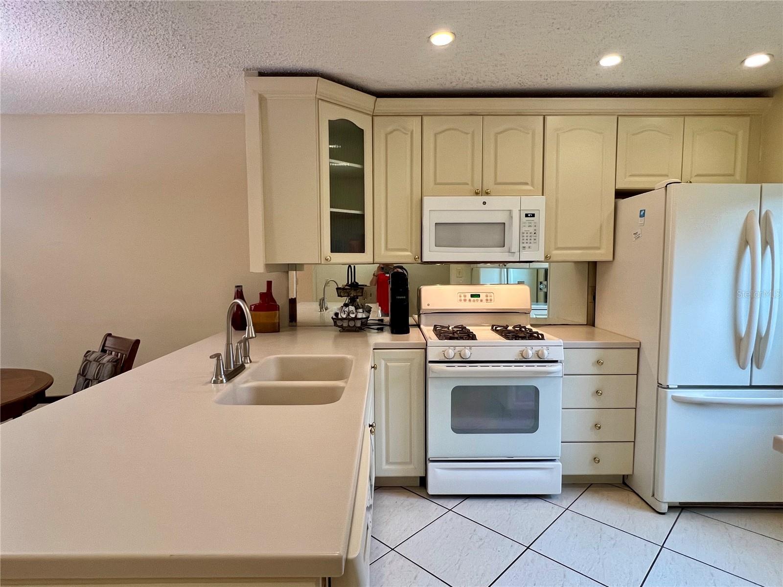 1395 MISSION DR W #28C, CLEARWATER, FL, 33759