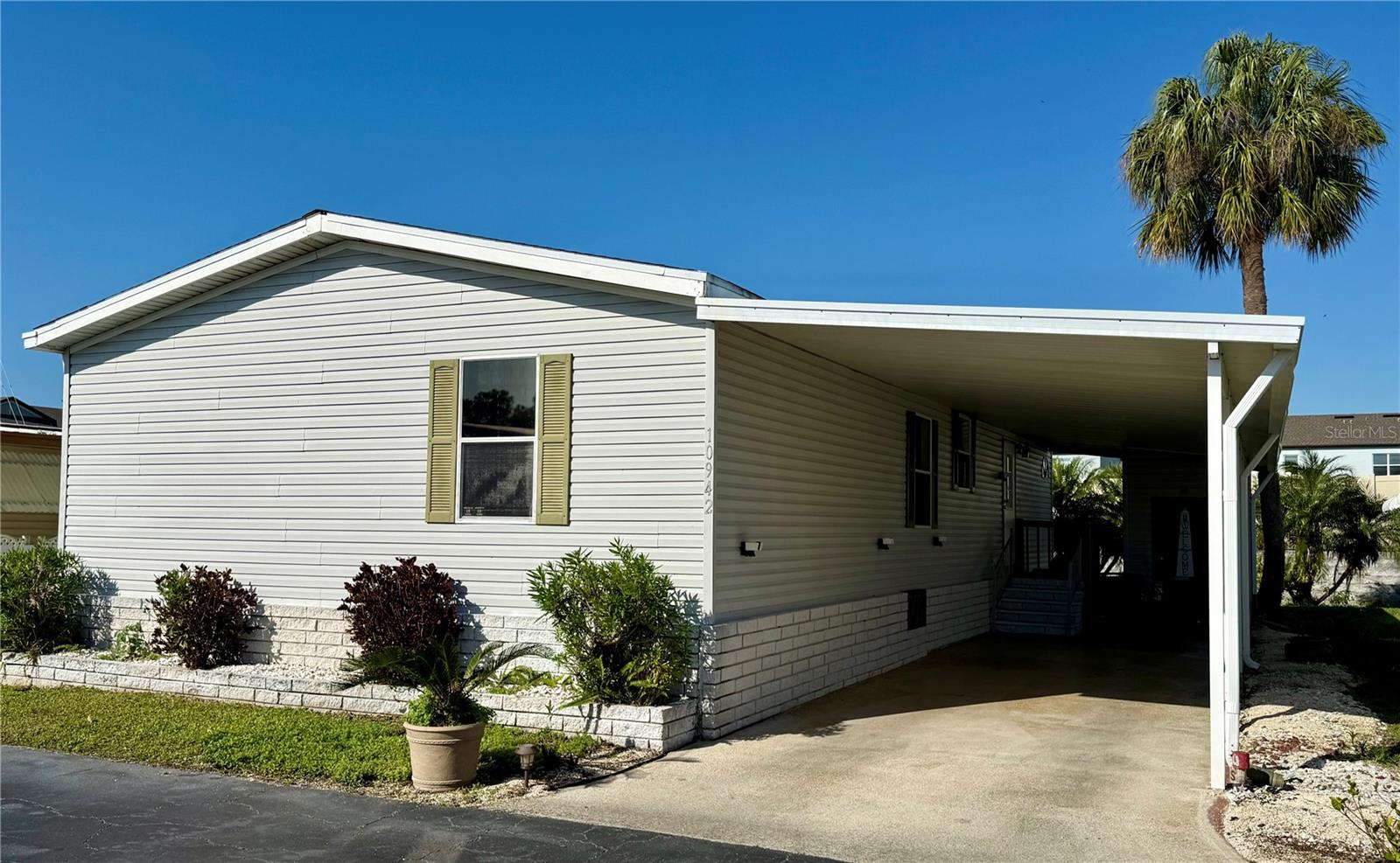 10942 POPLAR ST NE #111, ST PETERSBURG, FL, 33716