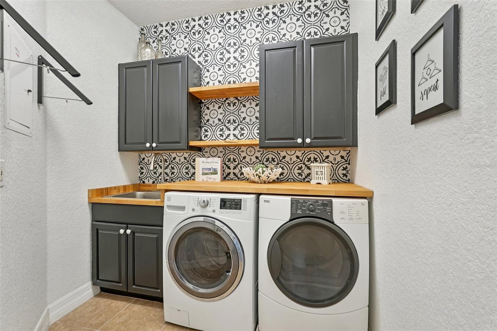1435 EMERALD DUNES DR, SUN CITY CENTER, FL, 33573
