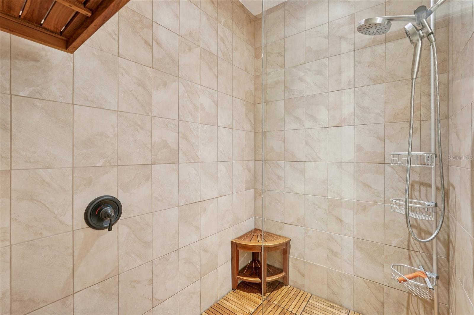 1435 EMERALD DUNES DR, SUN CITY CENTER, FL, 33573