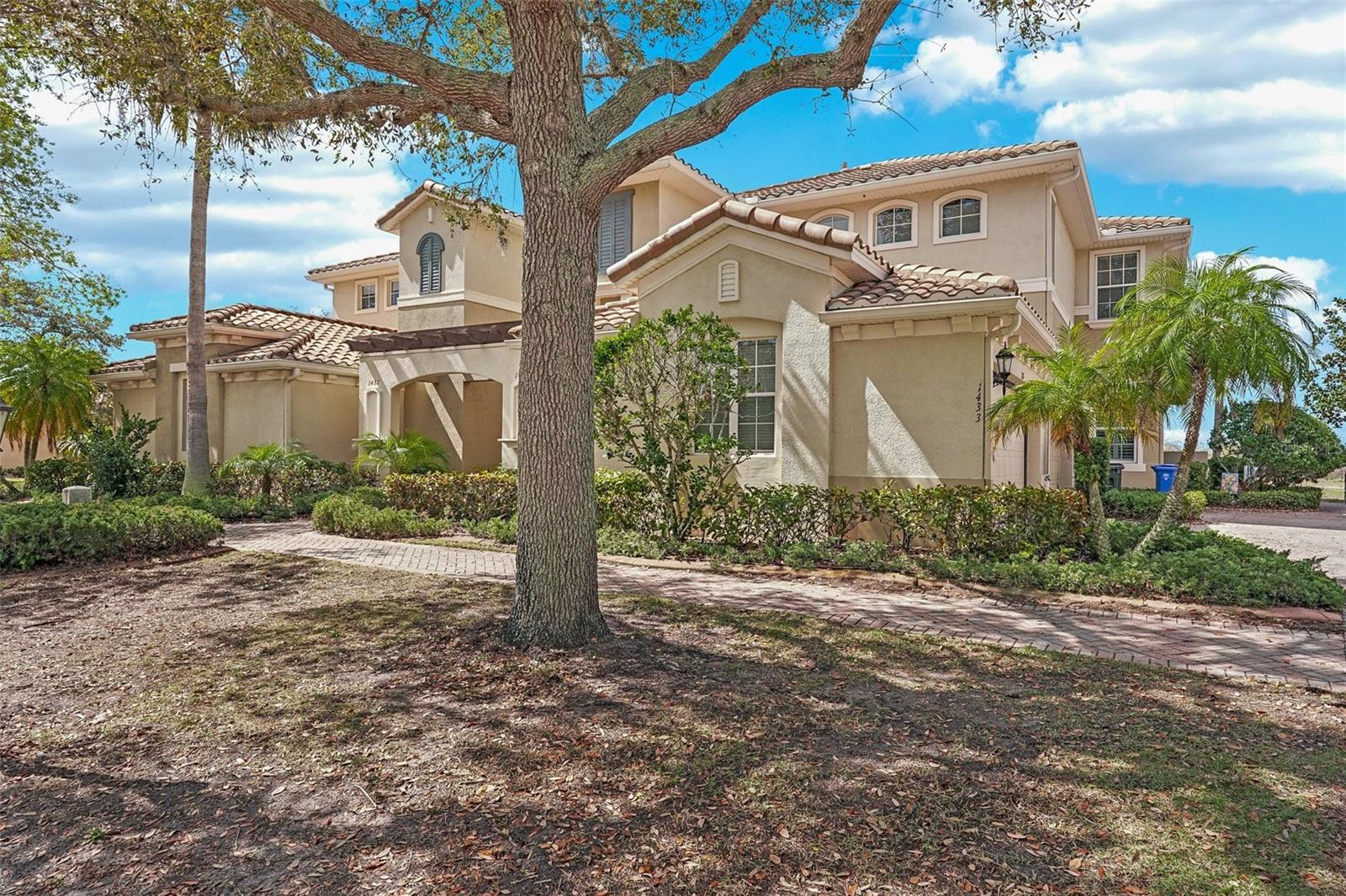 1435 EMERALD DUNES DR, SUN CITY CENTER, FL, 33573