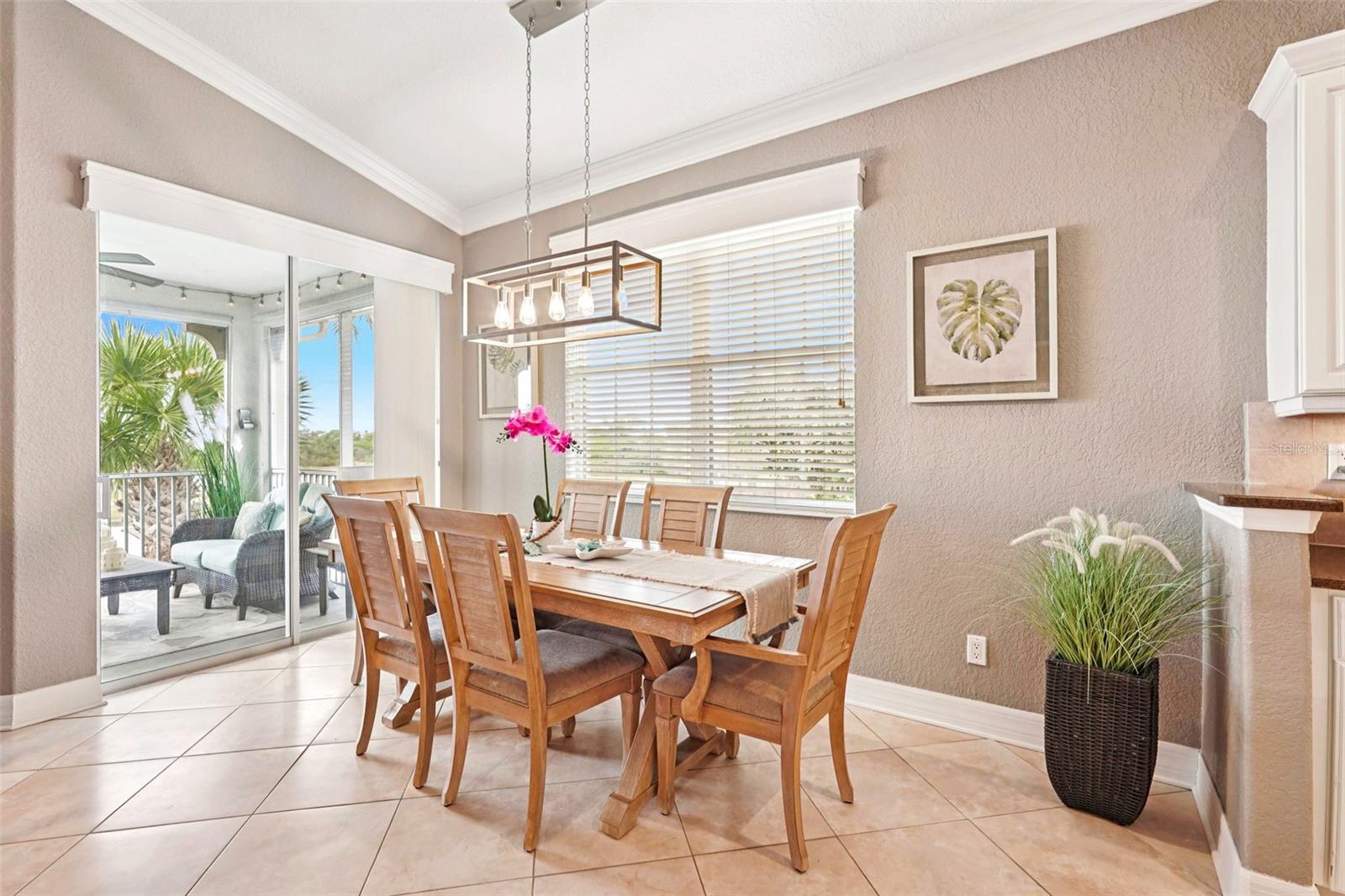 1435 EMERALD DUNES DR, SUN CITY CENTER, FL, 33573
