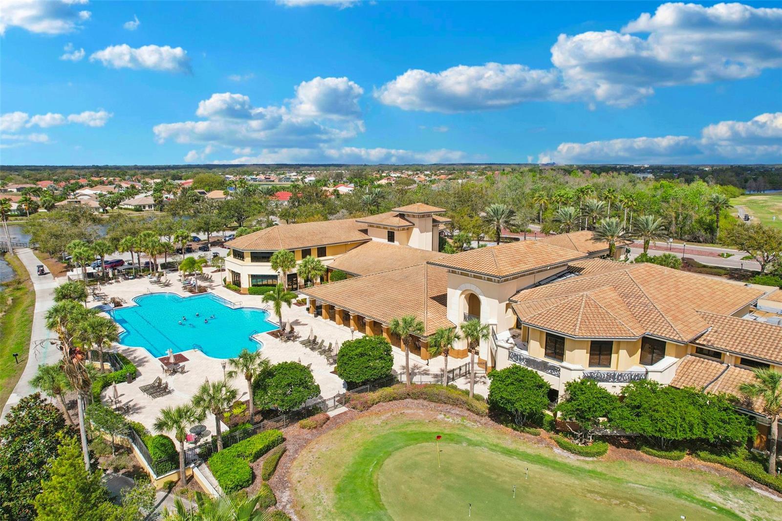 1435 EMERALD DUNES DR, SUN CITY CENTER, FL, 33573