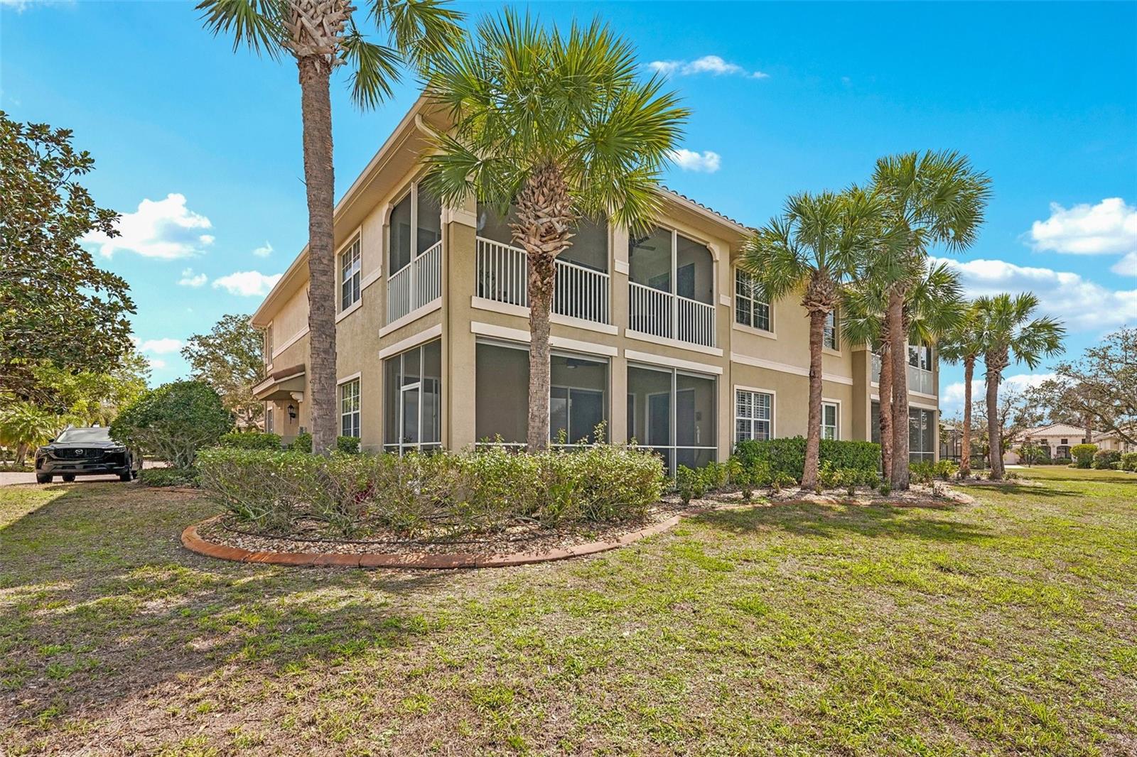 1435 EMERALD DUNES DR, SUN CITY CENTER, FL, 33573