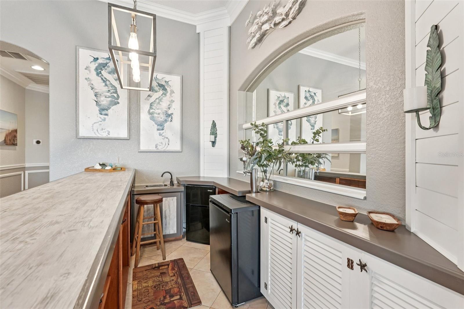 1435 EMERALD DUNES DR, SUN CITY CENTER, FL, 33573