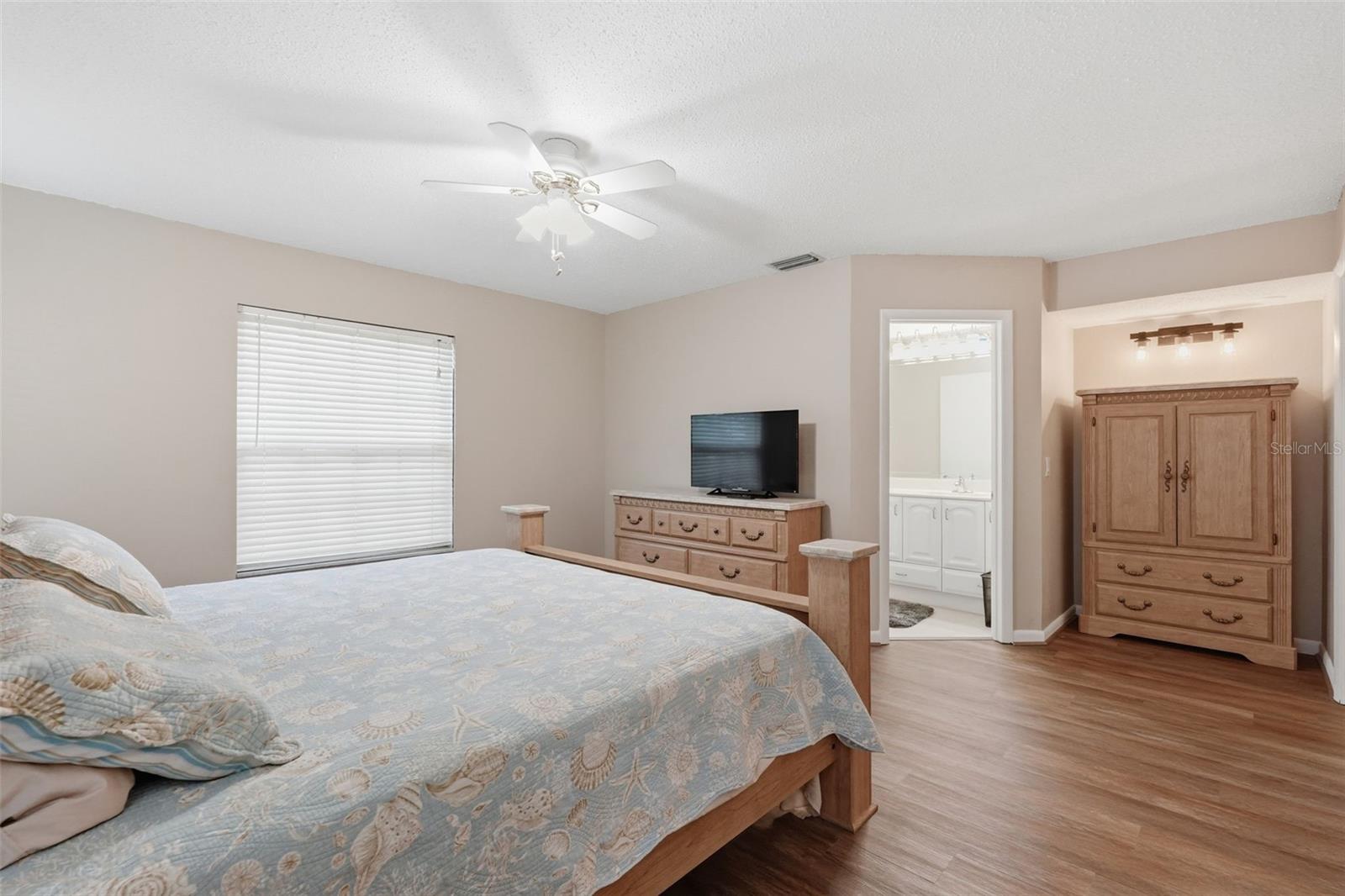 19029 US HIGHWAY 19 N #1-22, CLEARWATER, FL, 33764