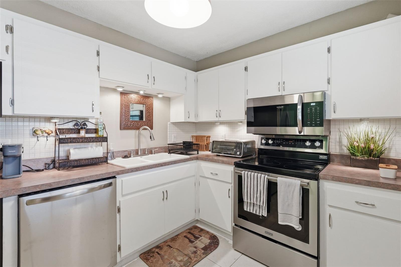 19029 US HIGHWAY 19 N #1-22, CLEARWATER, FL, 33764