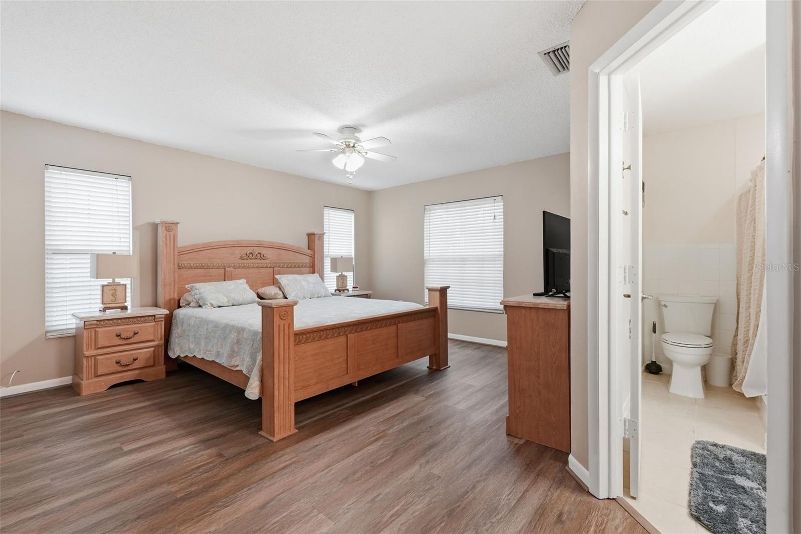 19029 US HIGHWAY 19 N #1-22, CLEARWATER, FL, 33764