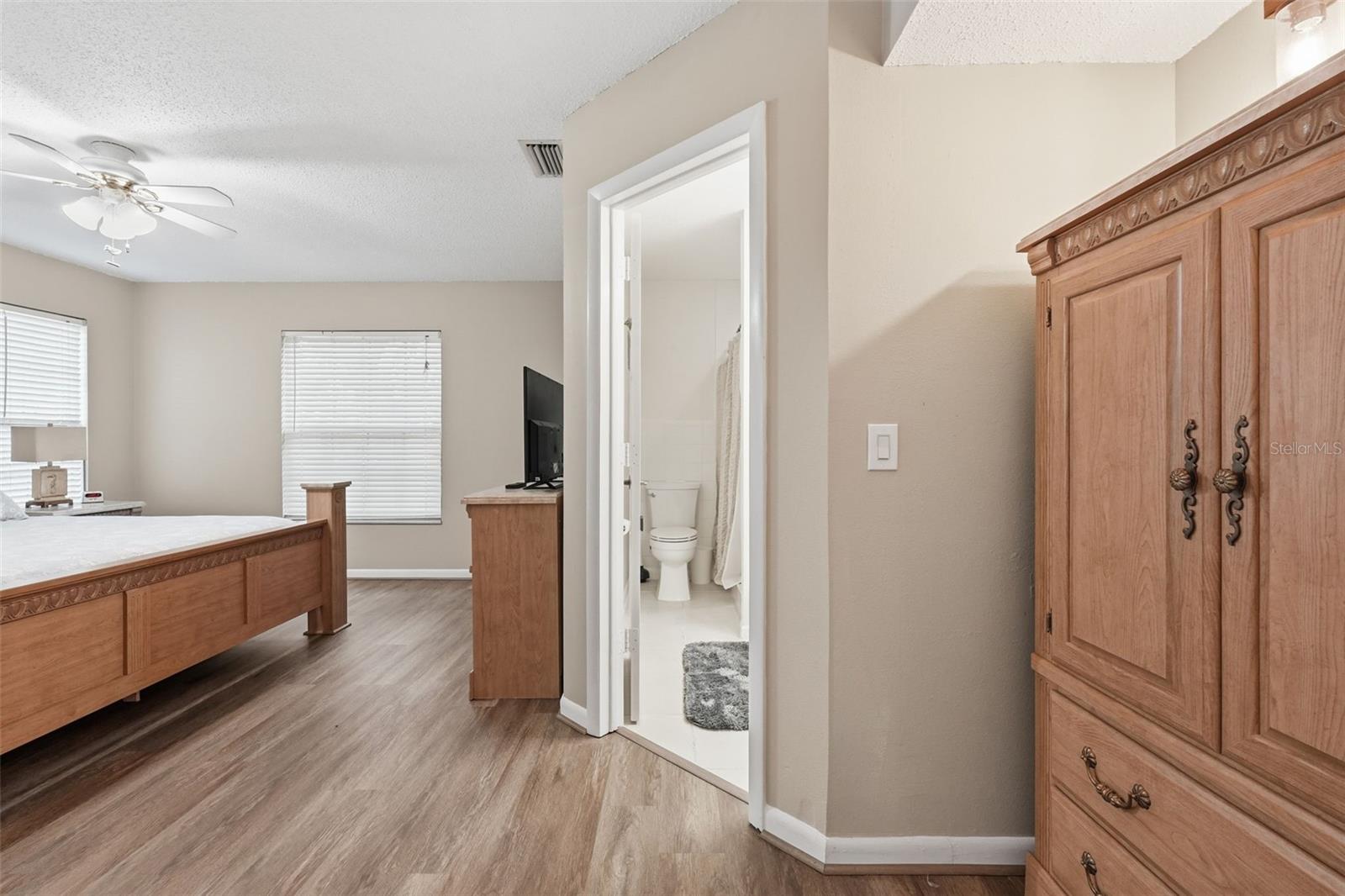 19029 US HIGHWAY 19 N #1-22, CLEARWATER, FL, 33764