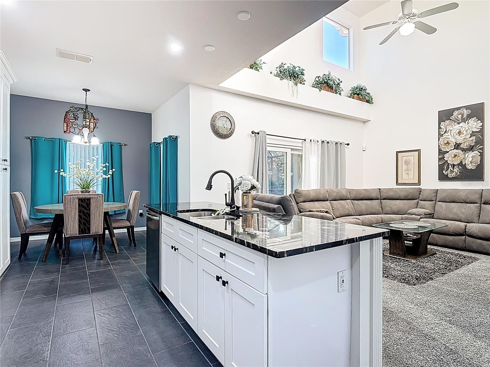 4608 CUMBRIAN LAKES DR, KISSIMMEE, FL, 34746